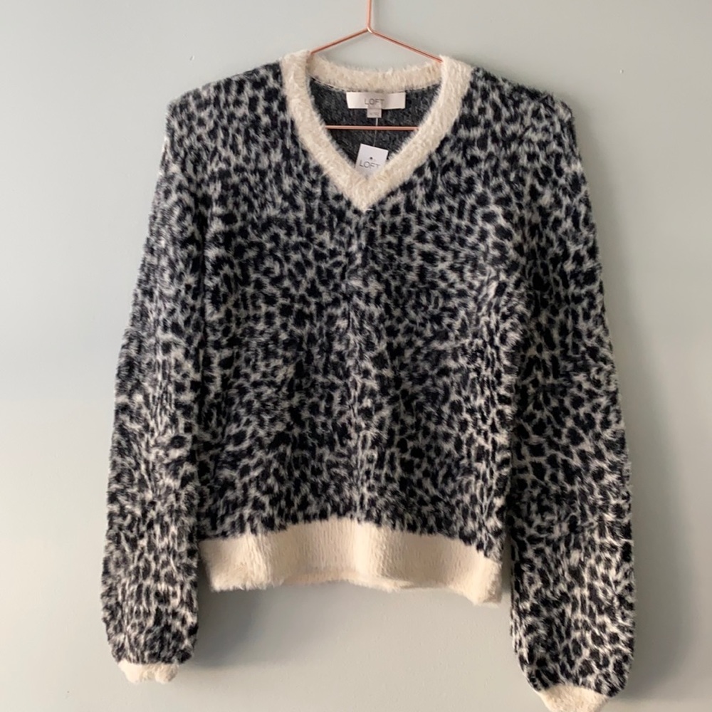 NWT Loft Fuzzy Leopard Print Sweater